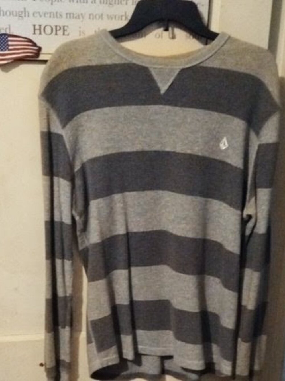 Light & Dark Gray striped Volcom Long Sleeve Waffle Print Thermal..Men's Large